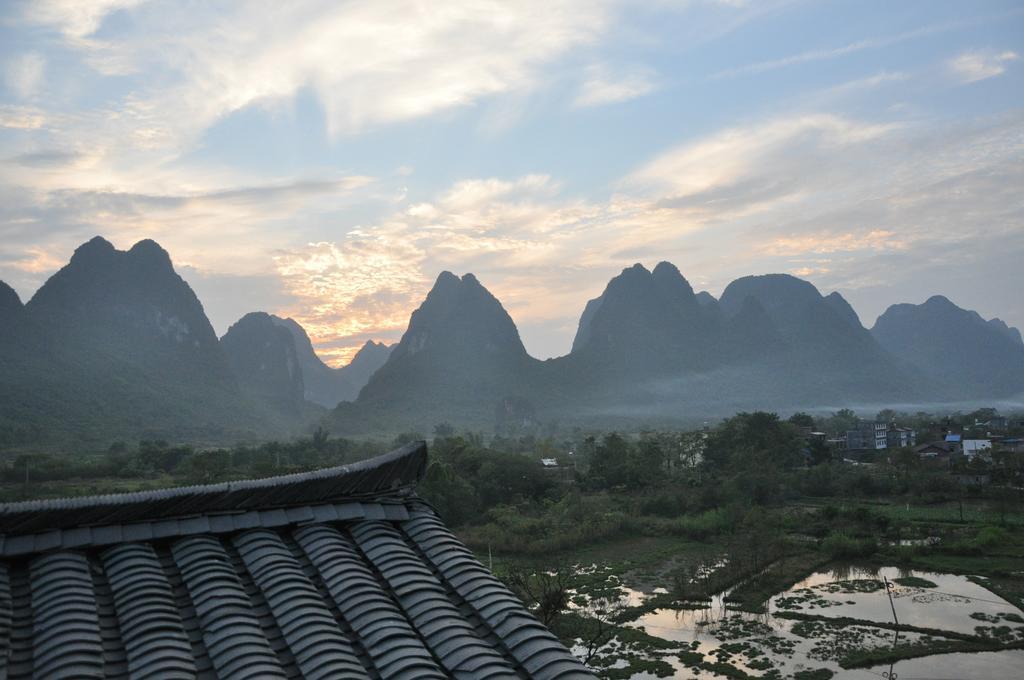 Yangshuo Mountain Nest Boutique Hotel Phòng bức ảnh