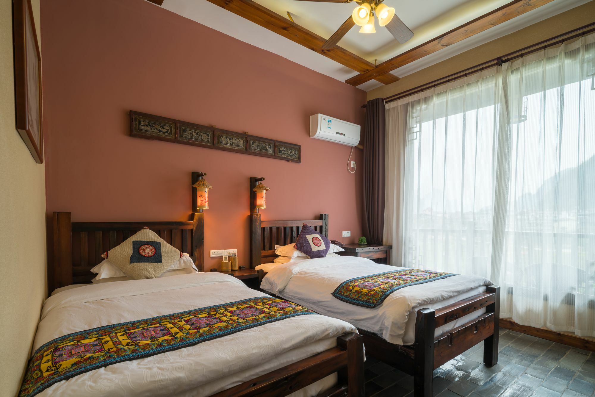 Yangshuo Mountain Nest Boutique Hotel Ngoại thất bức ảnh